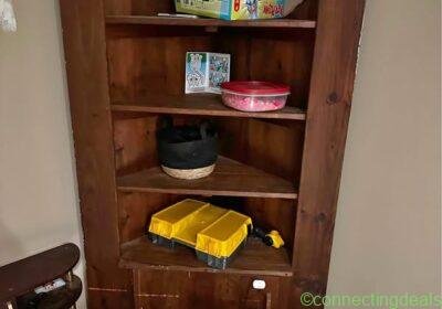 Free ad: Corner Book Shelf in Omaha. Corner Book Shelf in Omaha