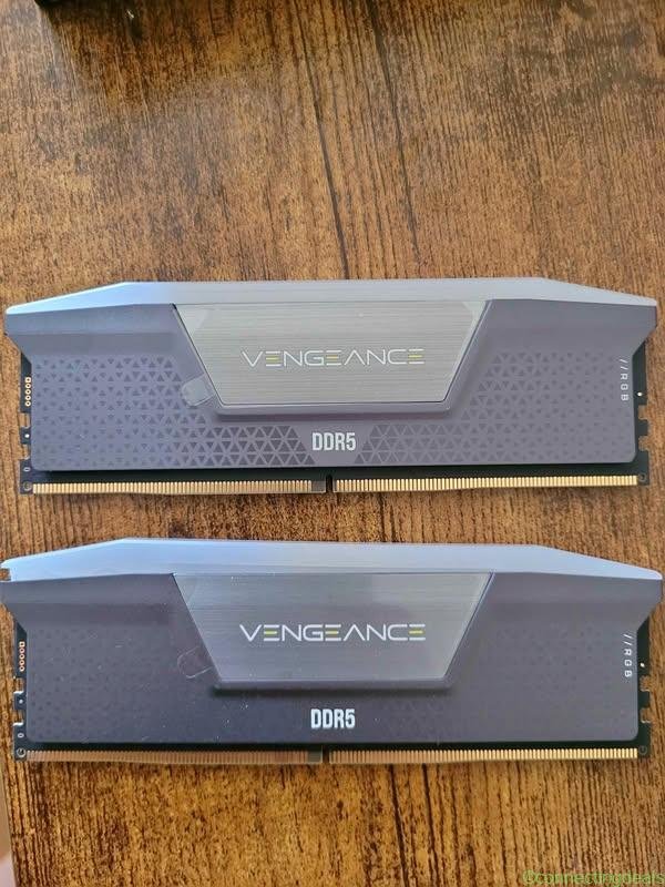 CORSAIR VENGEANCE RGB DDR5 32GB DDR5 6000MHz CL30