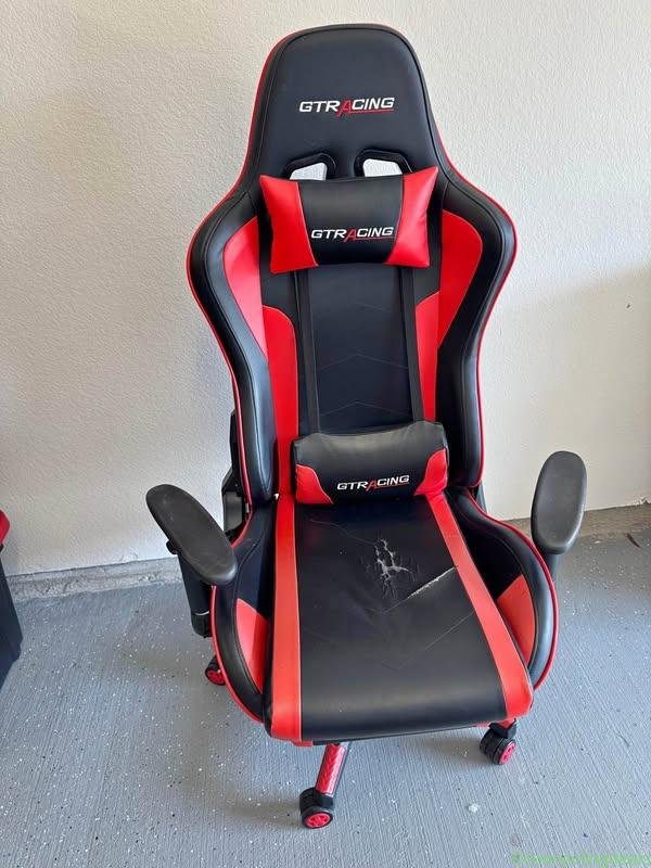 Desk chair