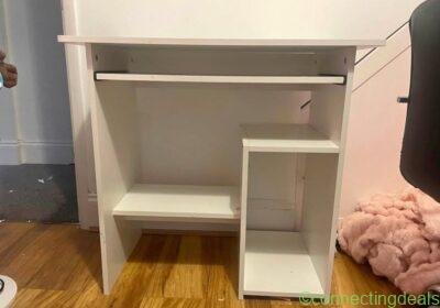 Free ad: Desk in London. Desk in London