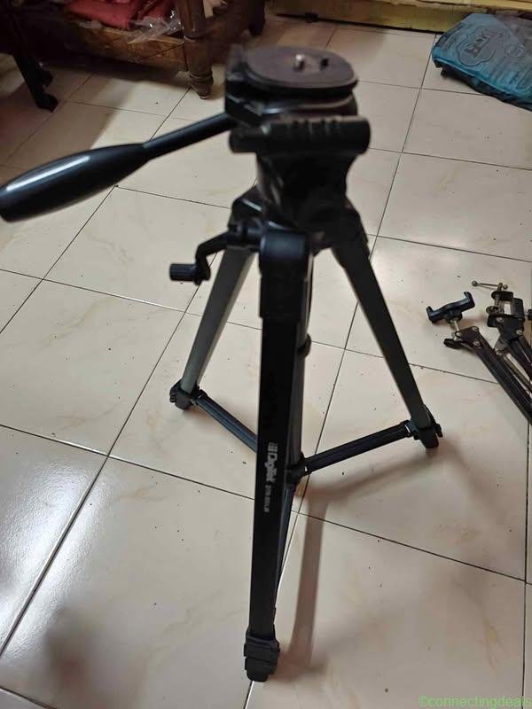 Digitek Tripod And Mobile Table Holder