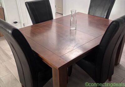 Dining room table and chairs in Tucson