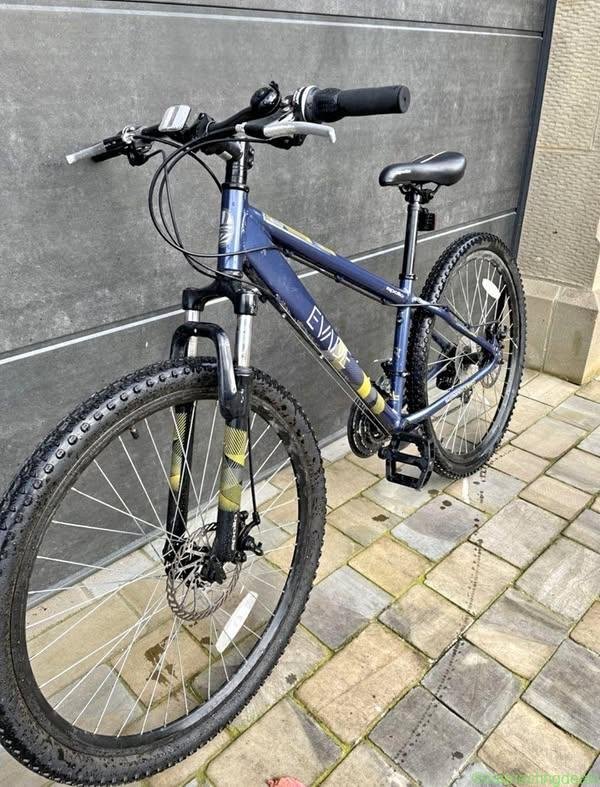 DISC BRAKE MOUNTAIN BIKE