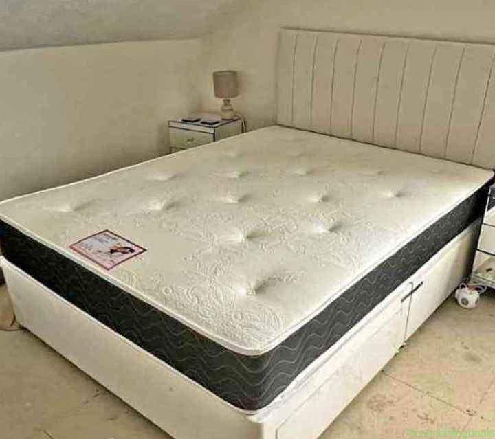 Double bed with mattress