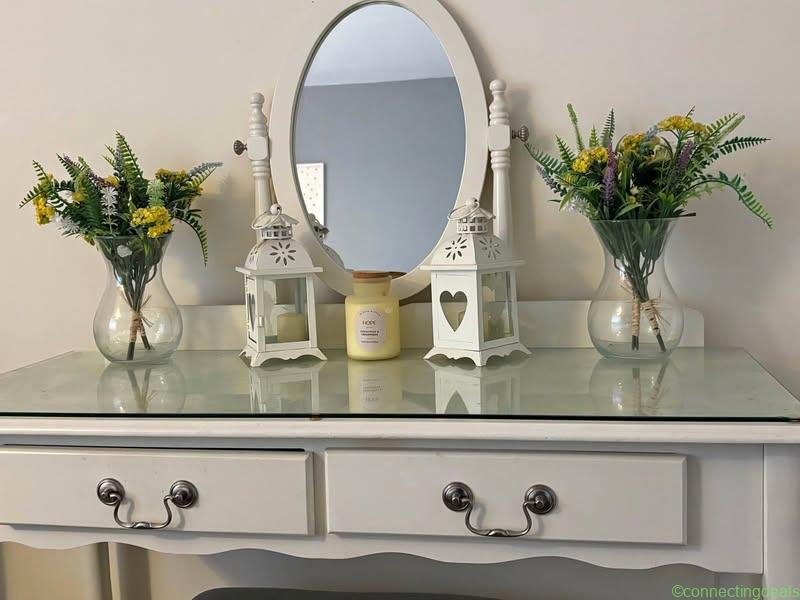 Dressing table
