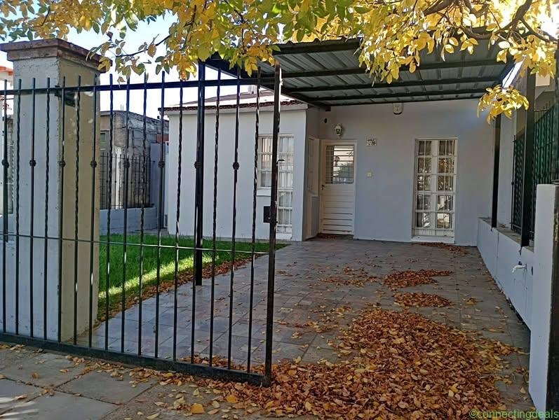 DUEÑA VENDE