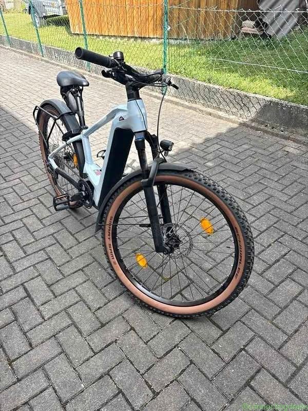 E-Bike Cube