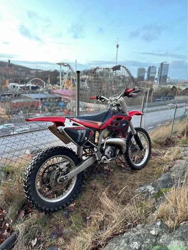 Ec 250 2004