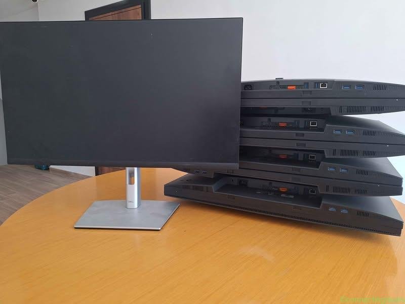 Ecran Dell 27” Serie P (P2722HE)