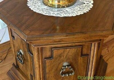 End Table in Los Angeles