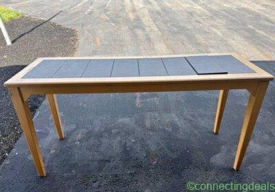 Entryway table in Columbus