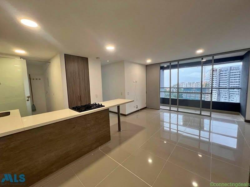 ENVIGADO l 82m² l 3H l 2B l 19P l