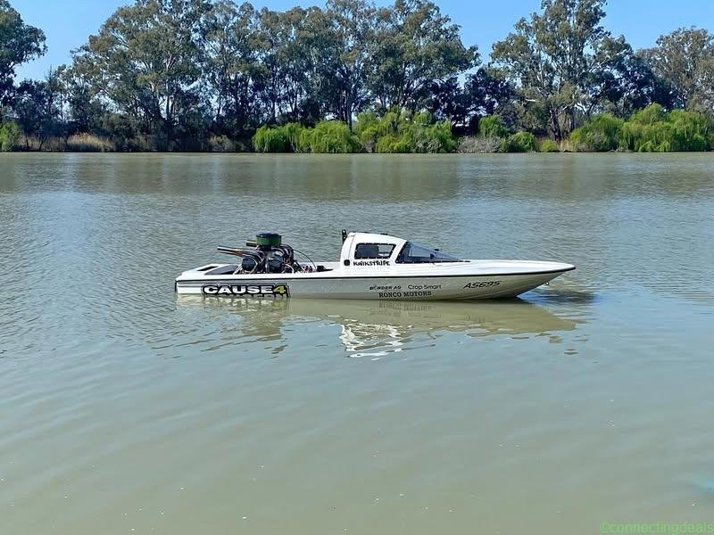 Everingham Cell Boat