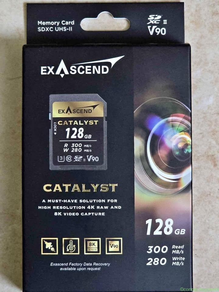 EXASCEND CATALYST UHS-II V90 SD Cards 128gb