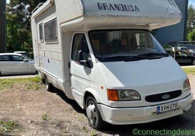 Ford Granduca -matkailuauto | 6 henkilöä | 141 in Helsinki