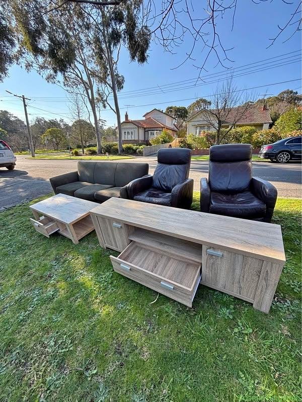 FREE full lounge set