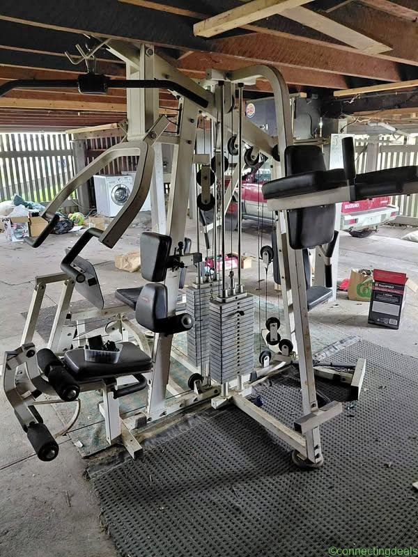 FREE GYM