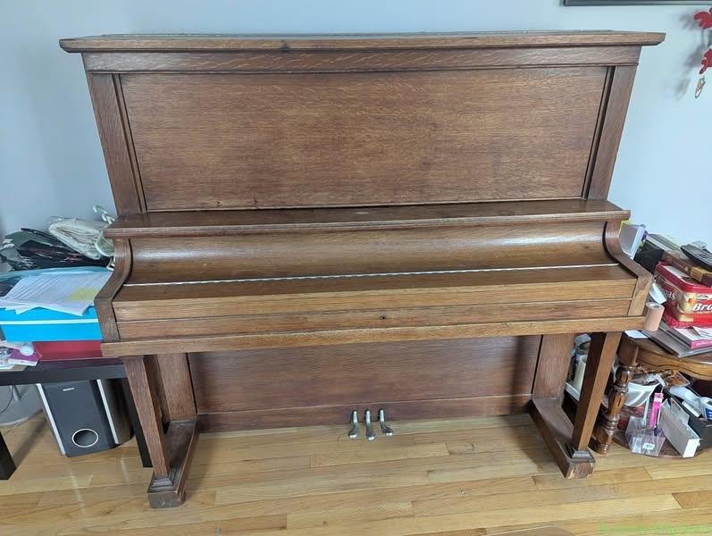 FREE Heintzman & Co. “Grand Piano in Upright Form”