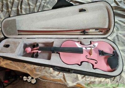 Free - Pink Violin in London