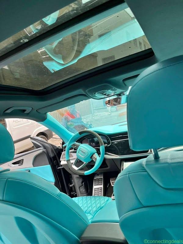 Garnitures intérieures auto