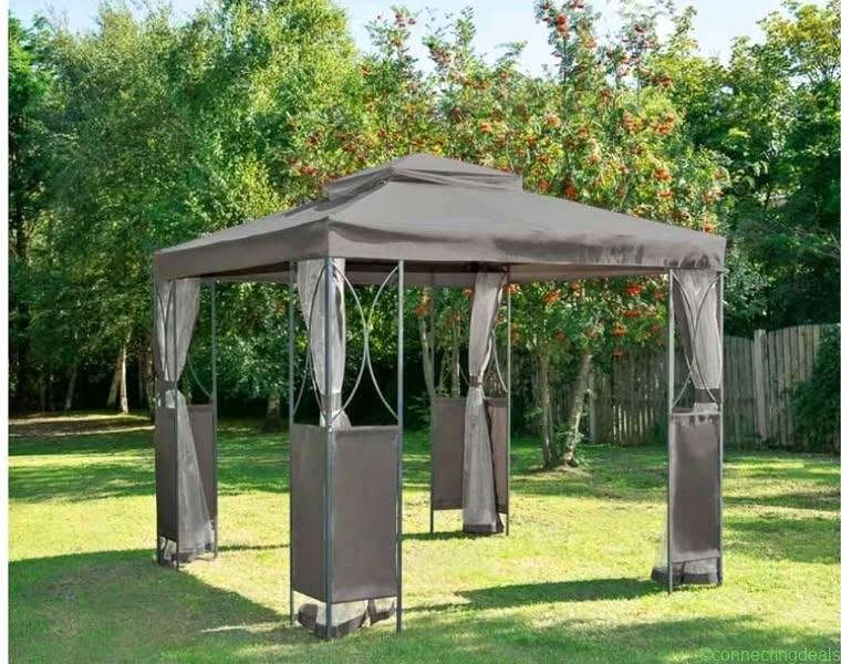 Gazebo 2.5m by 2.5m