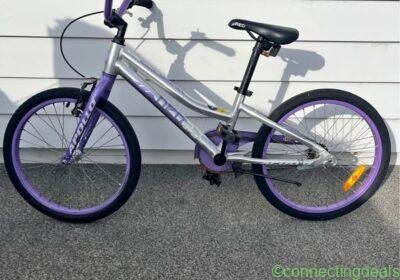 Girls bike in Auckland