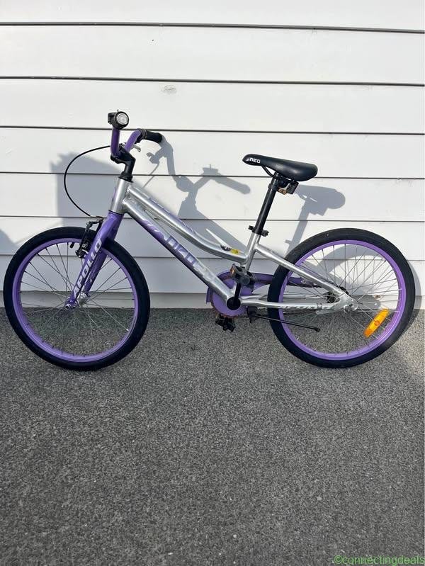 Girls bike