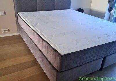 Gloednieuw bed met matras in Amsterdam