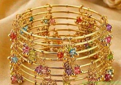 golden Set of 8 multi colour kashmiri bangles in Delhi