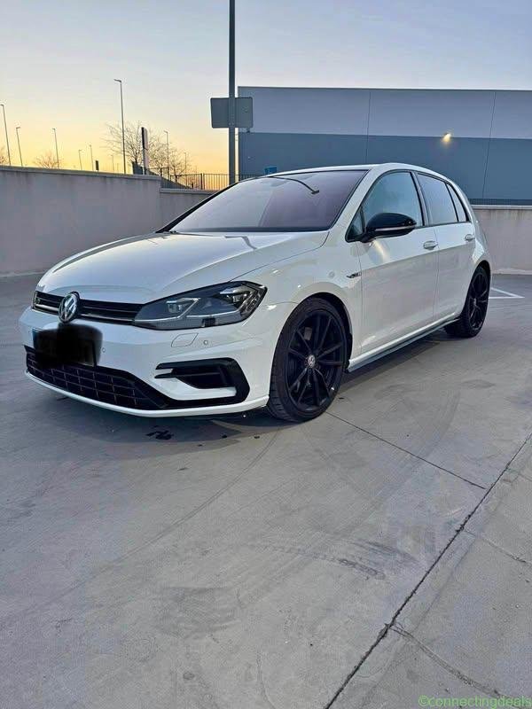 Golf R