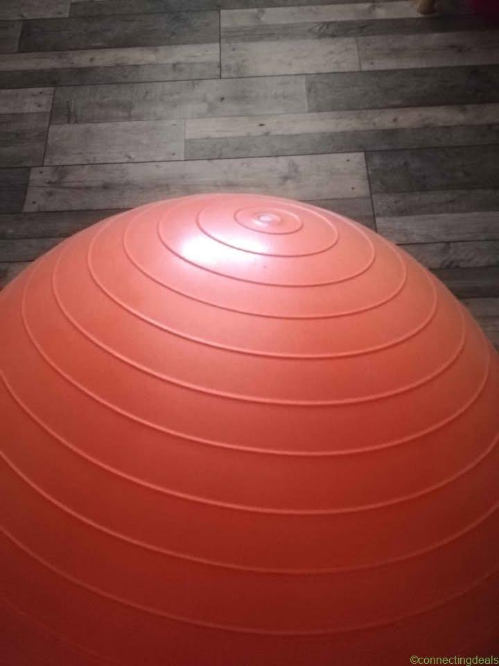 Gros ballon de sport pour exercice fitness gym