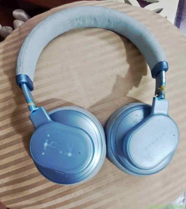 Hammer headphones