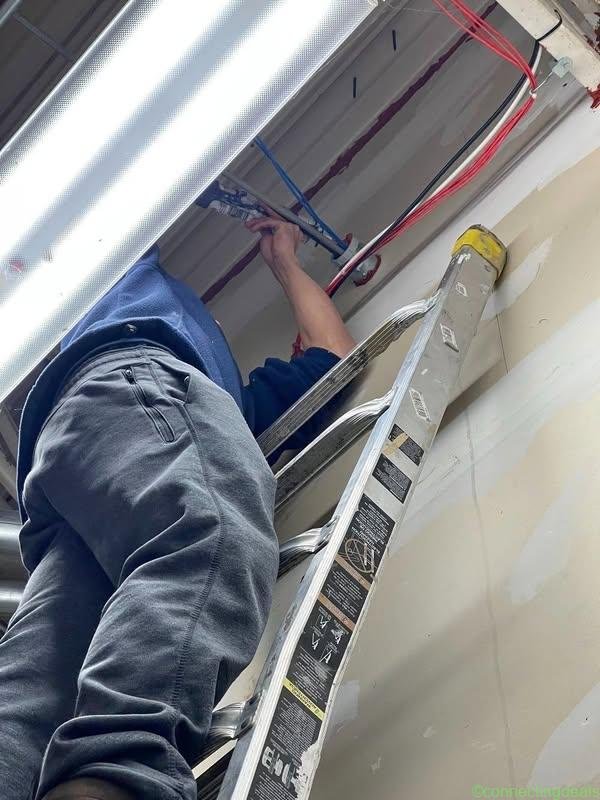 HANDYMAN SERVICES