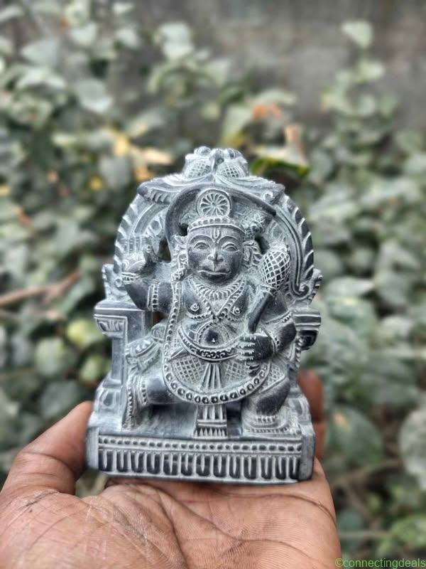 Hanuman statue