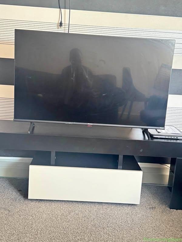 Hisense 43 Inch VIDAA Smart TV 43A6KTUK