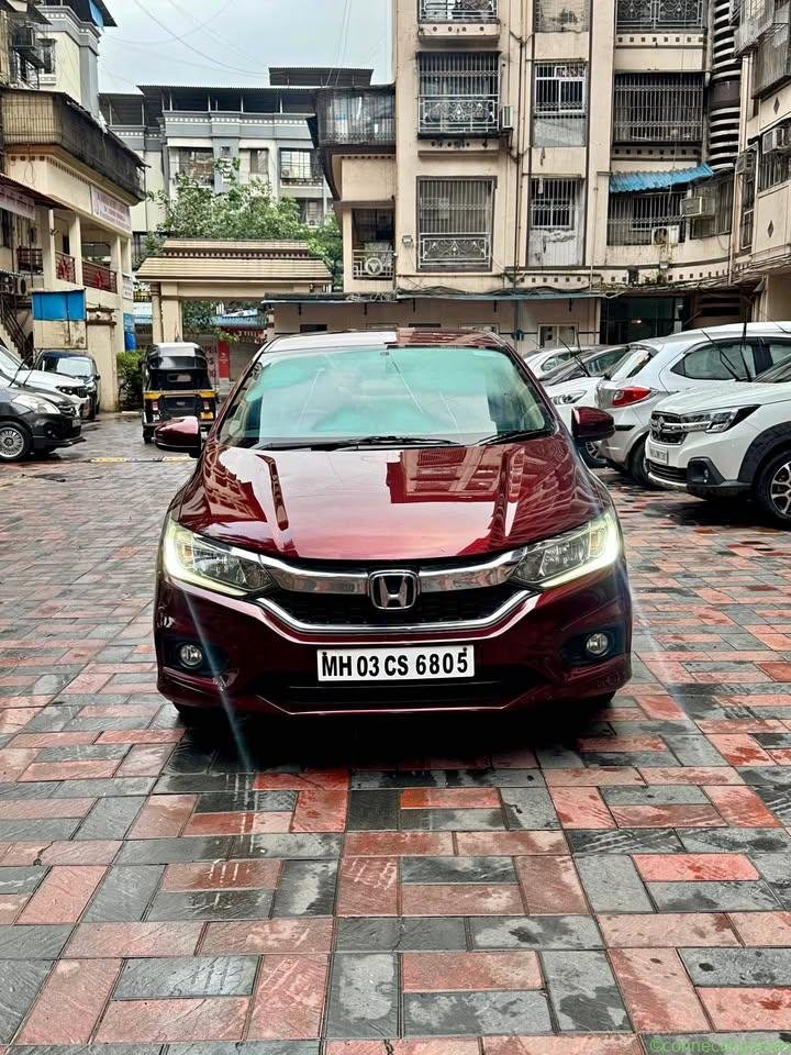 Honda City 2018 VMT Single Owner (Manual -Button