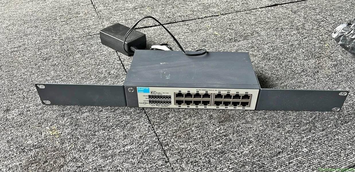 HP 1410 16G Switch