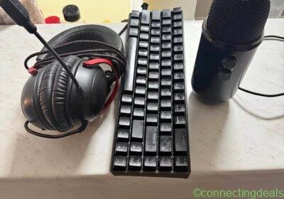 Hyper x Headset 65% Keyboard & Blue Yeti in Tucson