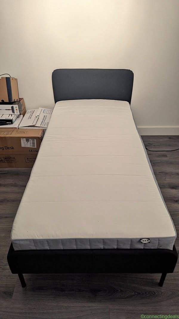 IKEA Bed (90×200)