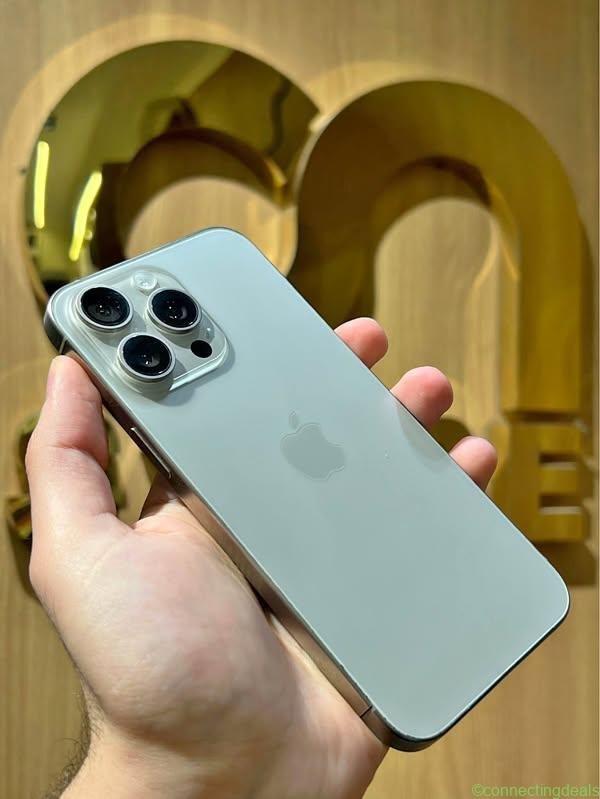 Iphone 15 pro max 256 G 96 🔋
