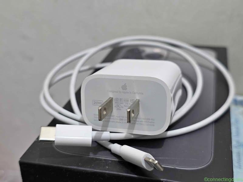 iPhone charger – type C to lightning