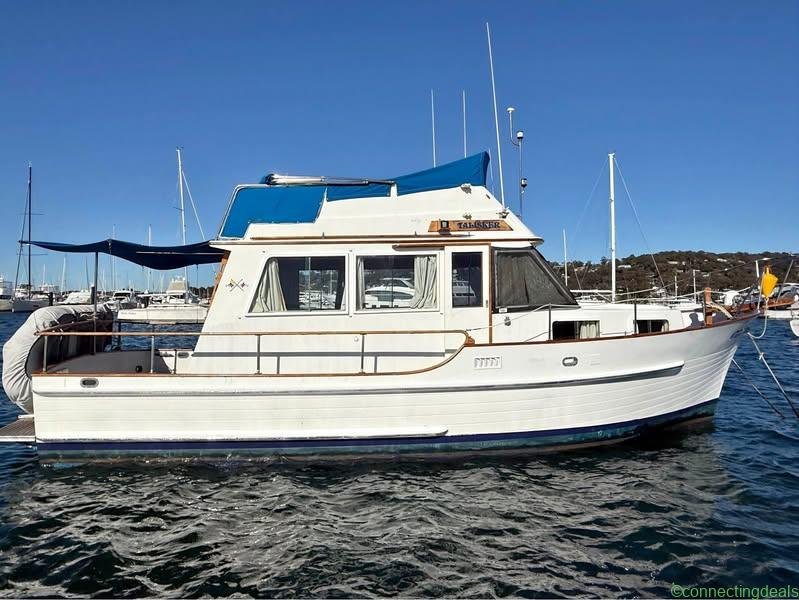 Island Gypsy 32 Flybridge