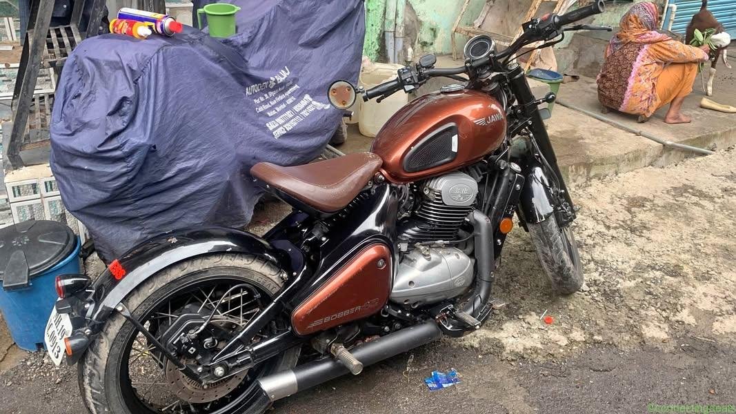 Jawa bobber 42