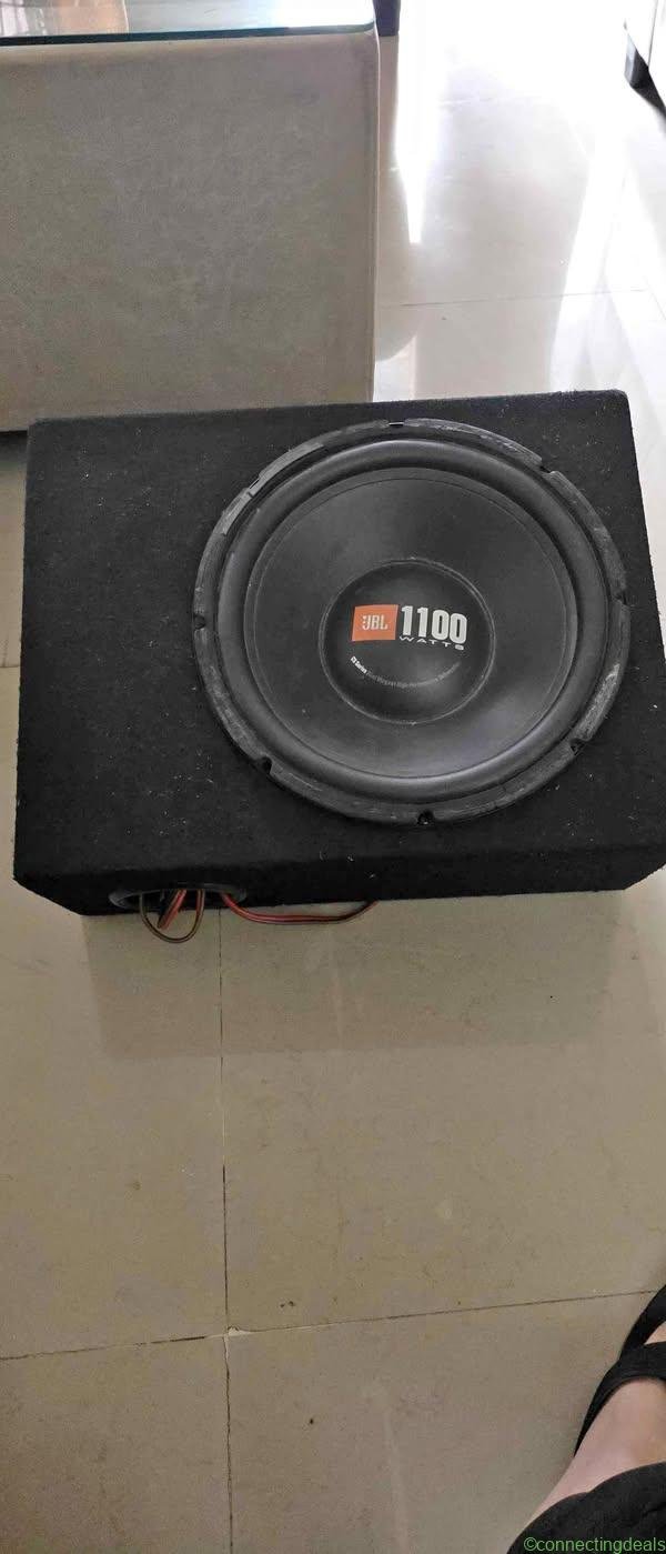 JBL 1100 WATT SUBWOOFER