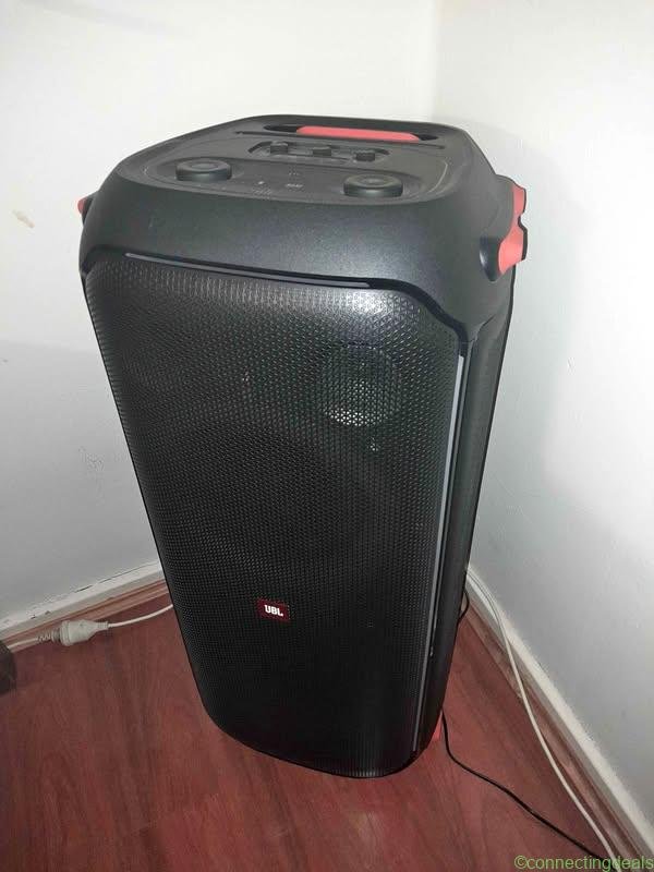 JBL 710