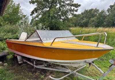 Free ad: Klassisk Vator retro speedbåd (projekt) in Copenhagen. Klassisk Vator retro speedbåd (projekt) in Copenhagen