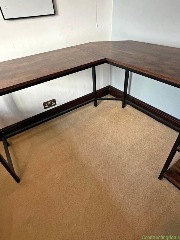 L-Shaped Corner Desk / Home Office Workstation