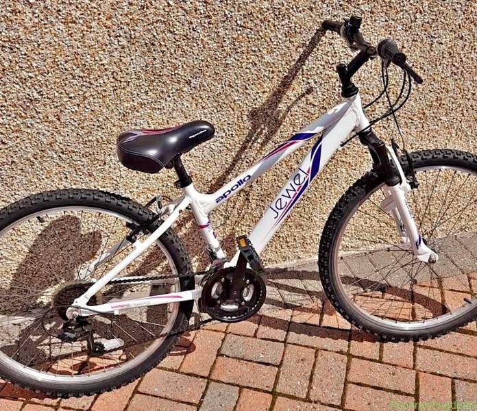 Ladies Jewel Apollo Bike