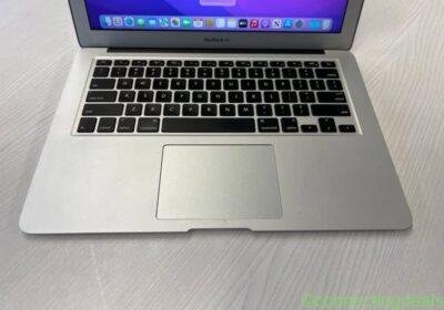 Free ad: Laptop Apple MacBook Air 2020 in Milan. Laptop Apple MacBook Air 2020 in Milan