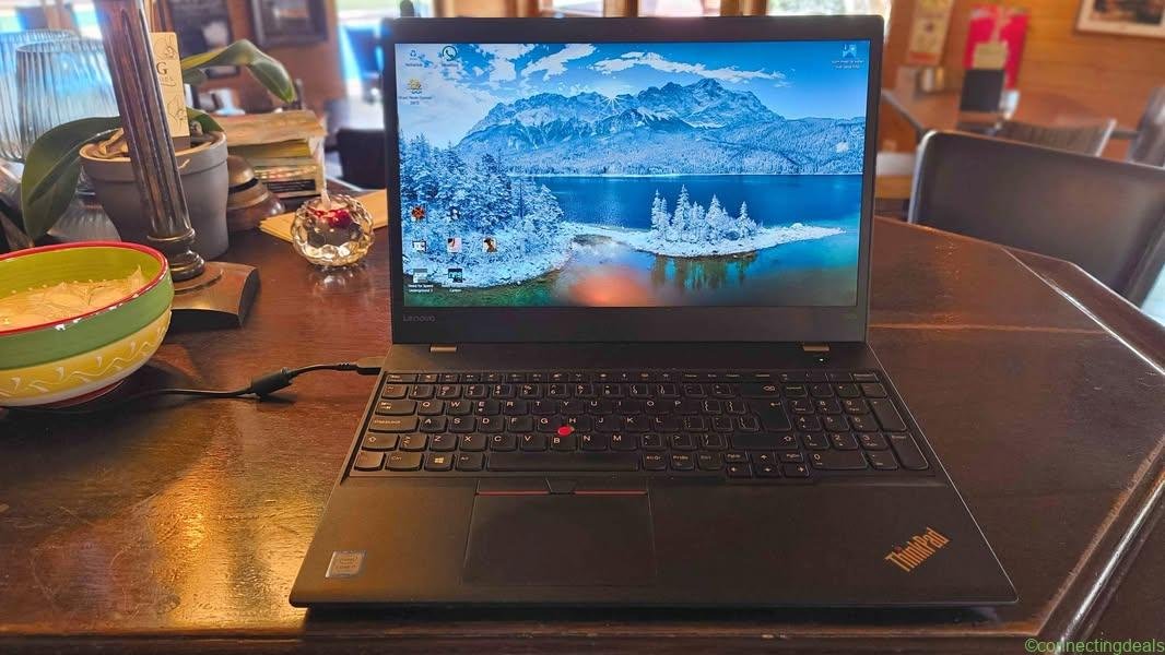 Laptop met 15.6 inch touchscreen